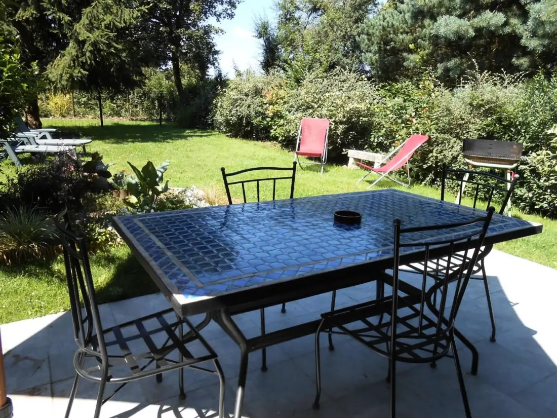 Maison de Vacances Dampierre-en-Burly 4
