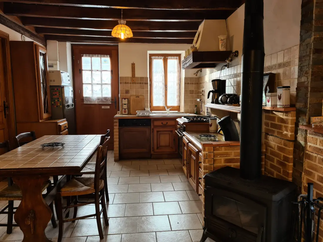 Maison de Vacances Dampierre-en-Burly 4
