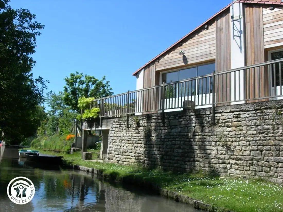 Maison de Vacances DAMVIX 5