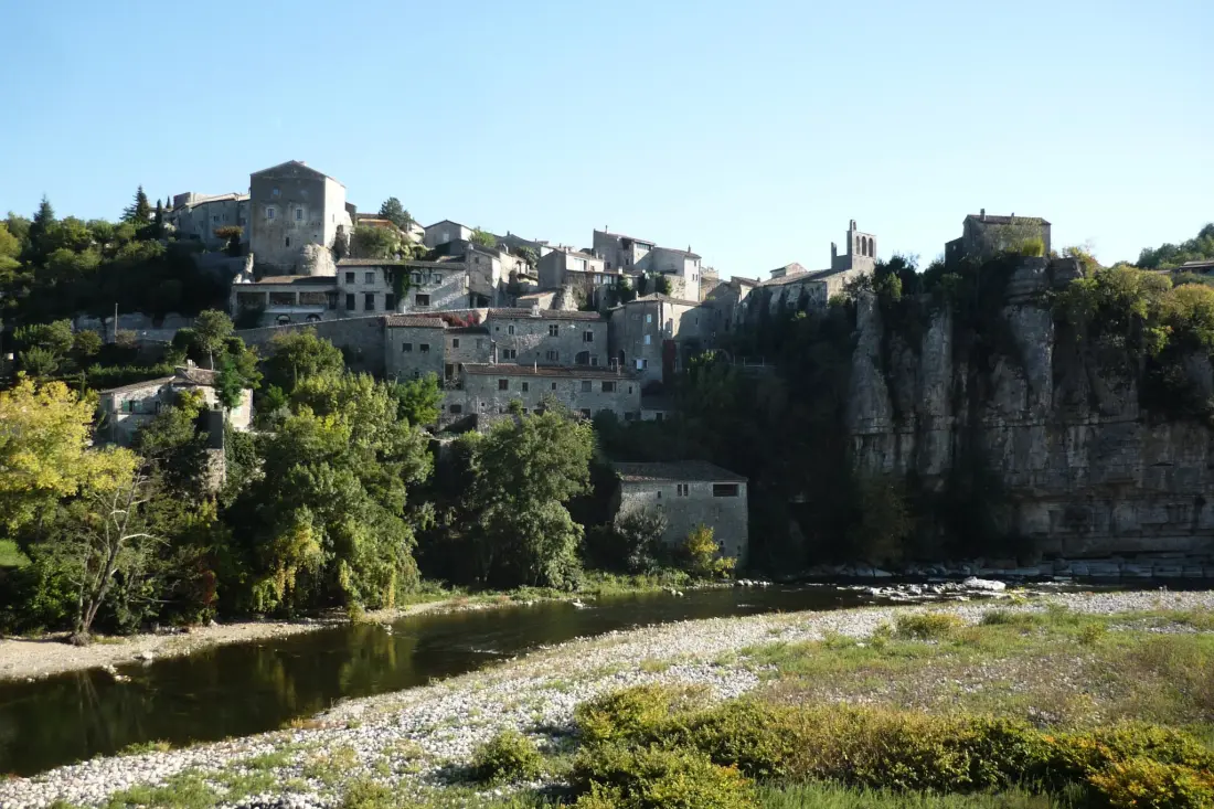 Camping Les Lavandes 3 étoiles★★★