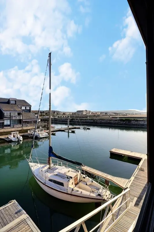 Sublime Appartement En Face Du Port