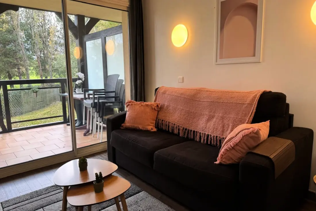 Appartement Lumineux Avec Piscine  Et Balcon