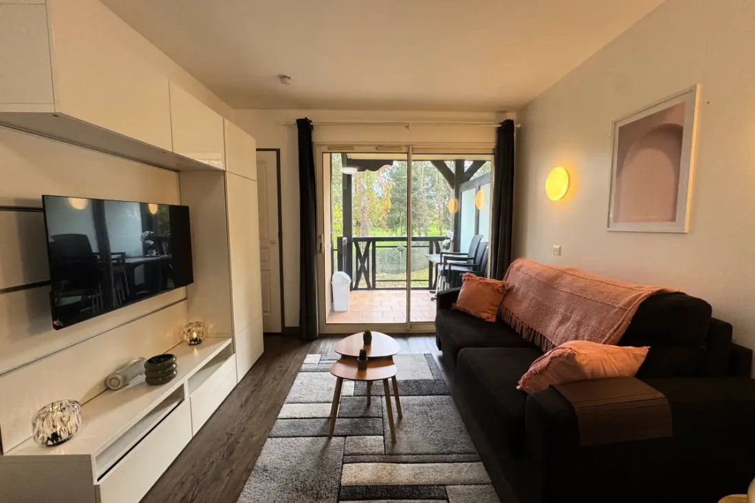 Appartement Lumineux Avec Piscine  Et Balcon