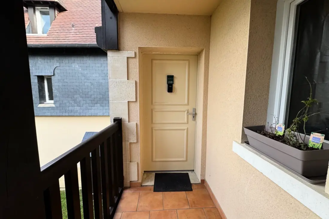 Appartement Lumineux Avec Piscine  Et Balcon