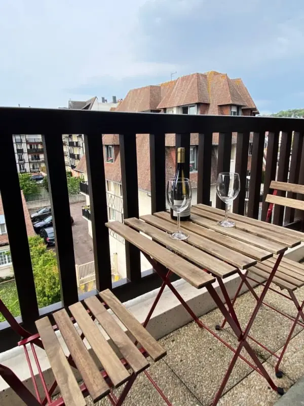 Joli 41 M² Avec Balcon Proche De La Plage
