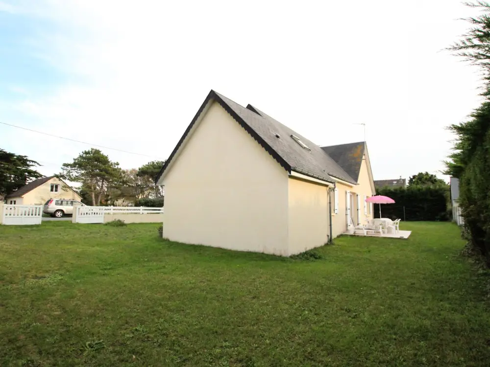 Maison de Vacances Denneville 3