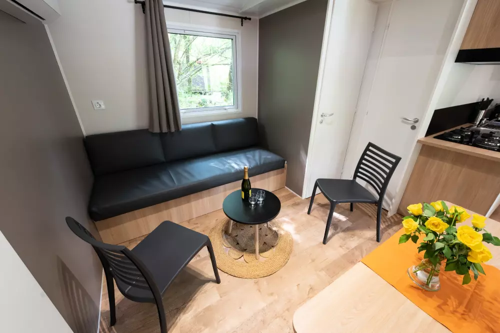 Flower Camping la Pinède 4 étoiles★★★★