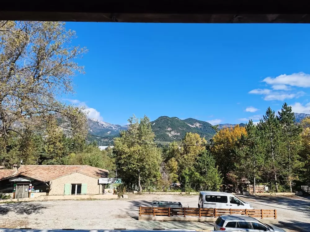 Flower Camping la Pinède 4 étoiles★★★★