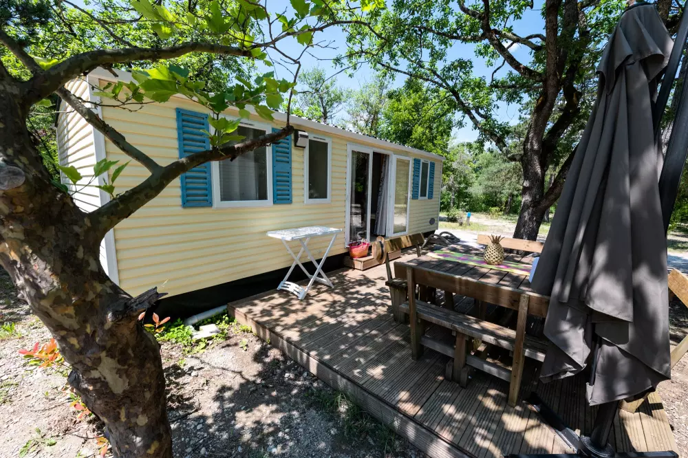 Flower Camping la Pinède 4 étoiles★★★★