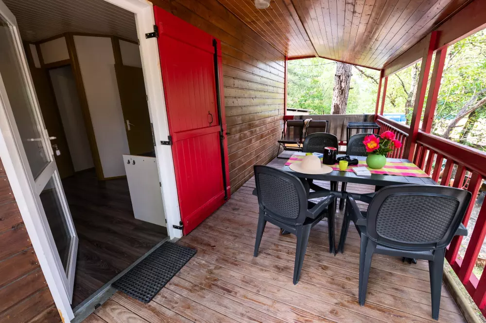 Flower Camping la Pinède 4 étoiles★★★★