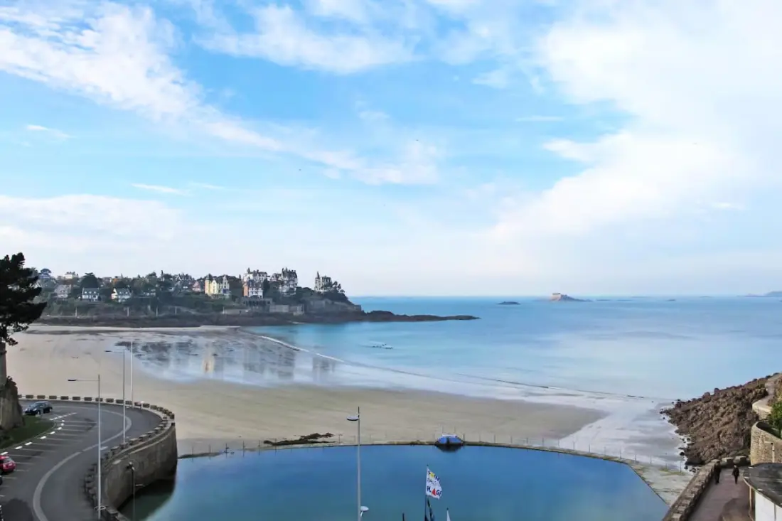 Appartement Lumineux, Balcon &amp; Vue Mer