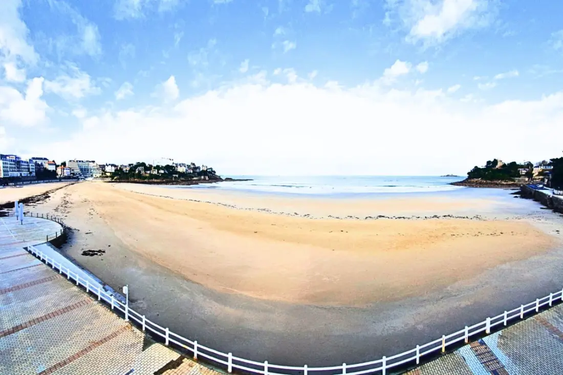 Très Beau T3 à 3 Min De La Plage St Enogat