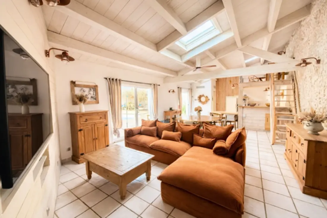 Maison De Charme Avec Piscine à 10mn La Rochelle