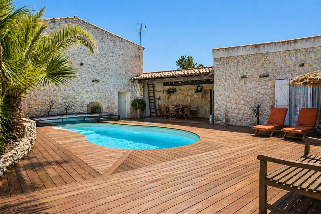 Maison De Charme Avec Piscine à 10mn La Rochelle