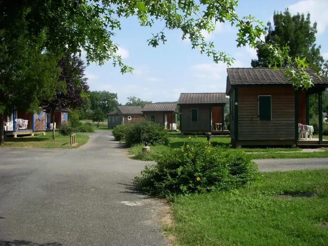 Camping La Rivière 3 étoiles★★★