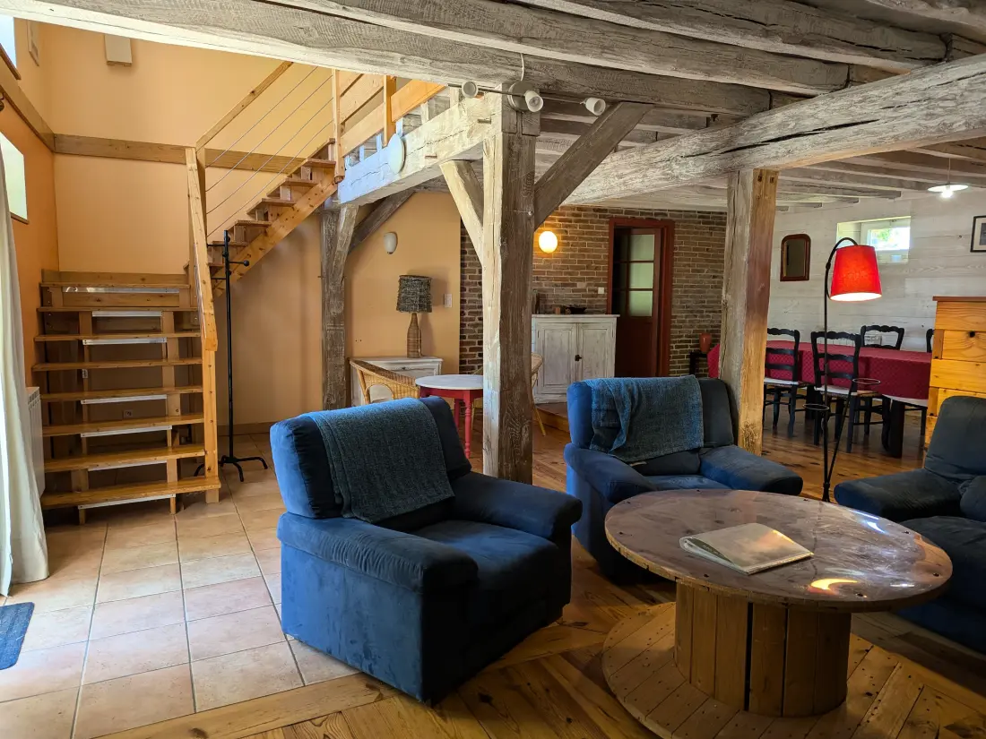 Maison de Vacances Douchy-Montcorbon-Douchy 2