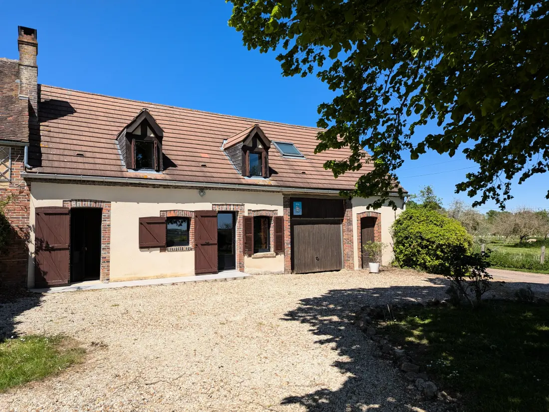 Maison de Vacances Douchy-Montcorbon-Douchy 3