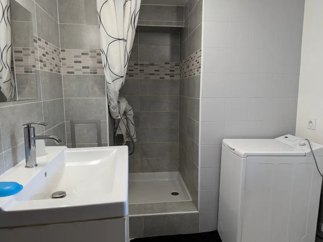 Maison de Vacances Douchy-Montcorbon-Douchy 3