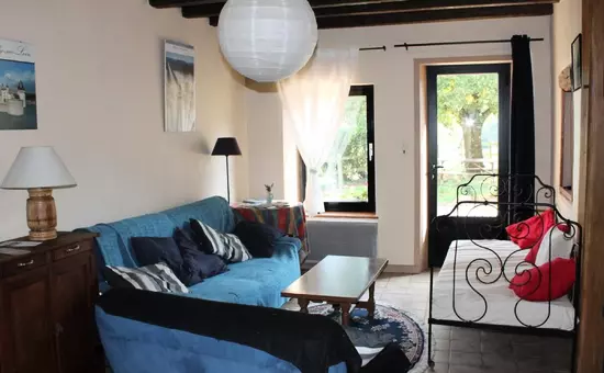 Maison de Vacances Douchy-Montcorbon-Douchy 3