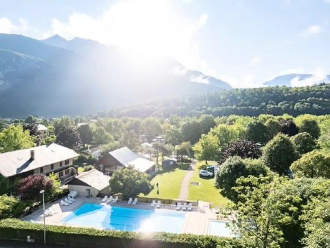 Camping Romanée - La Ferme De La Serraz 5 étoiles★★★★★