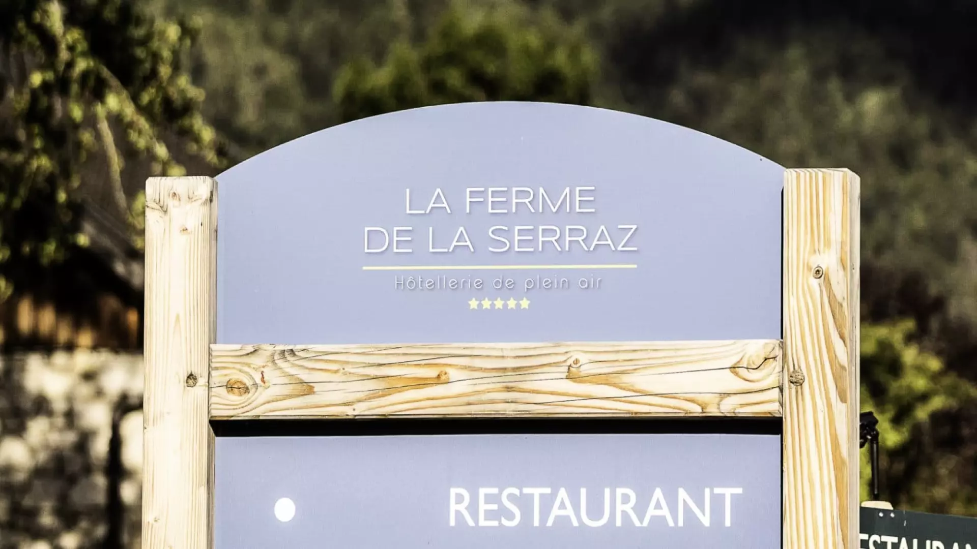 Camping Romanée La Ferme de la Serraz *****