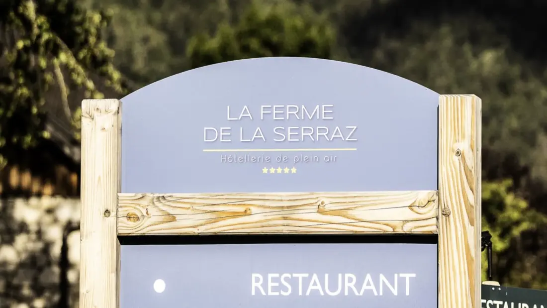 Camping Romanée La Ferme de la Serraz 5 étoiles★★★★★