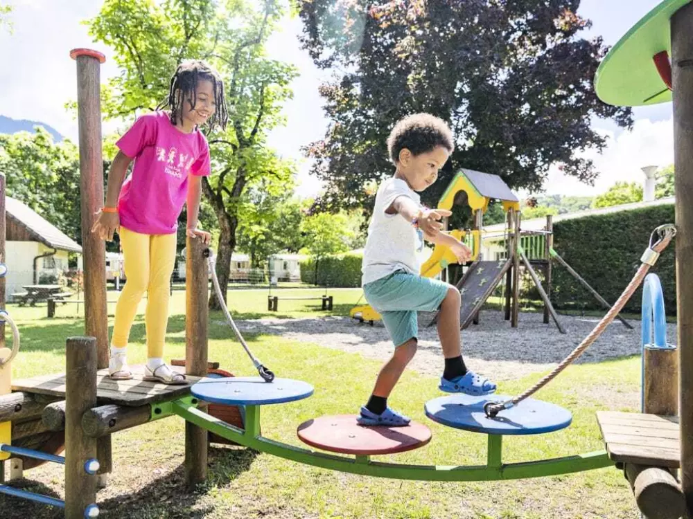 Camping Romanée La Ferme de la Serraz5 étoiles★★★★★