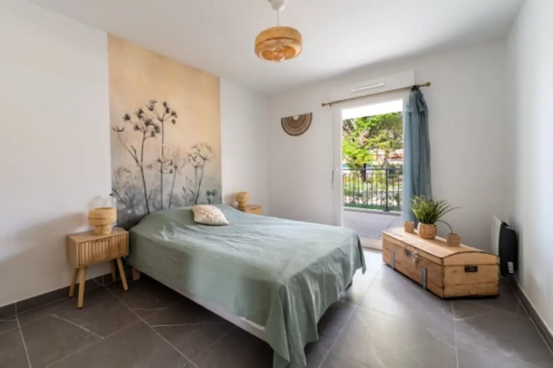Appartement Cosy + Terrasse En Plein Centre-ville