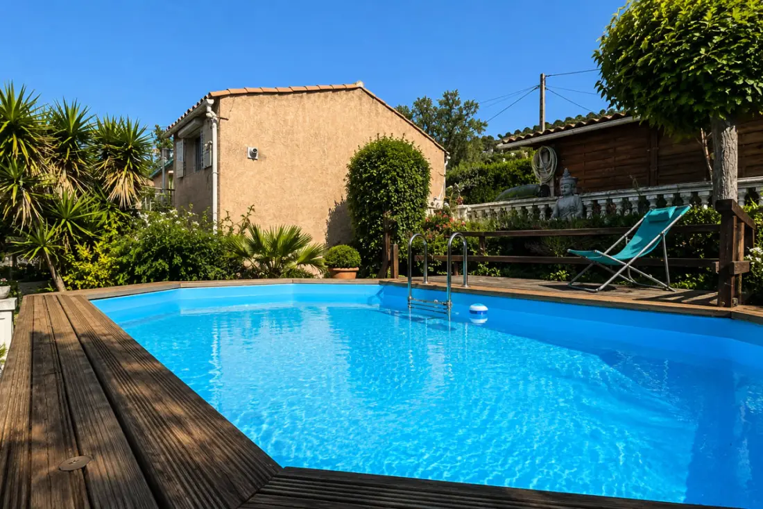 Maison Avec Piscine Et Vue à Draguignan