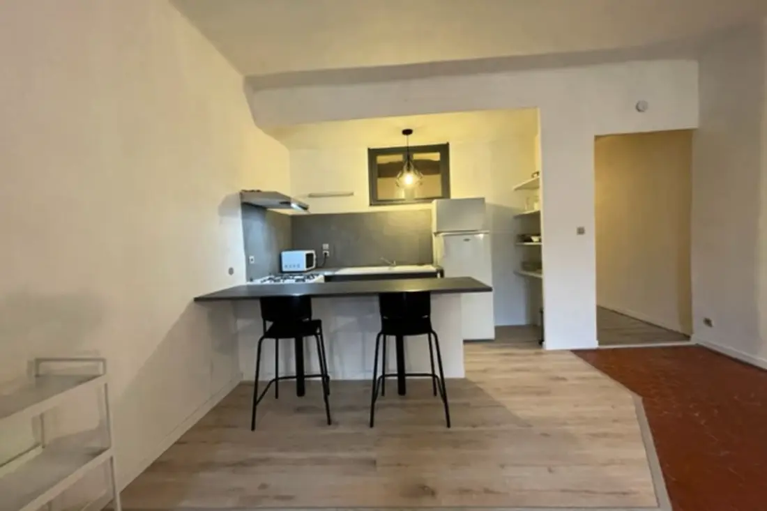 Appartement Confortable Central à Draguignan