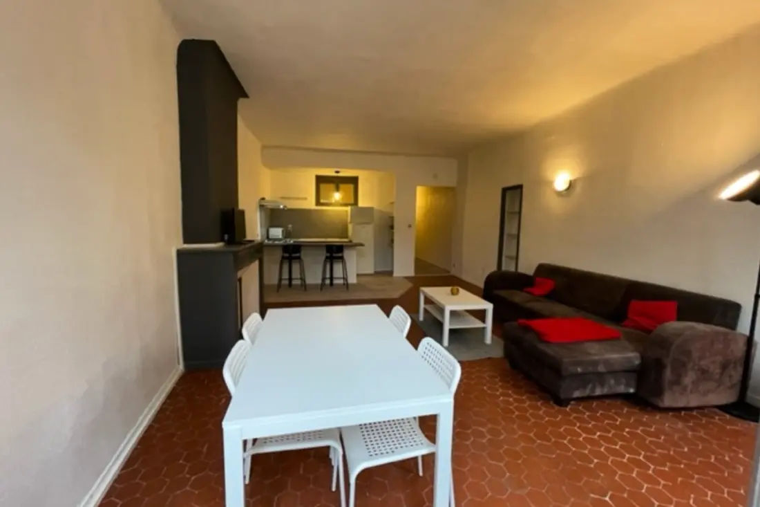 Appartement Confortable Central à Draguignan