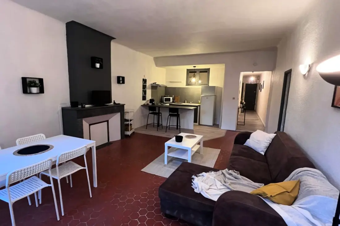 Appartement Confortable Central à Draguignan
