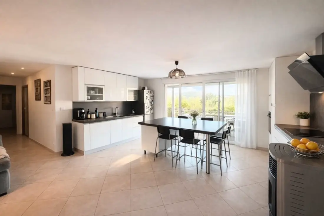 Villa De 130 M² Avec Piscine Et Vue Sur Draguignan