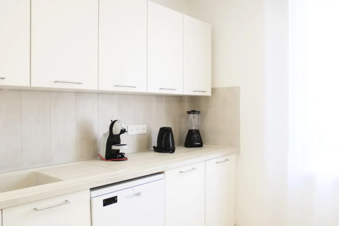 Appartement Rénové Et Chaleureux - 2 Chambres