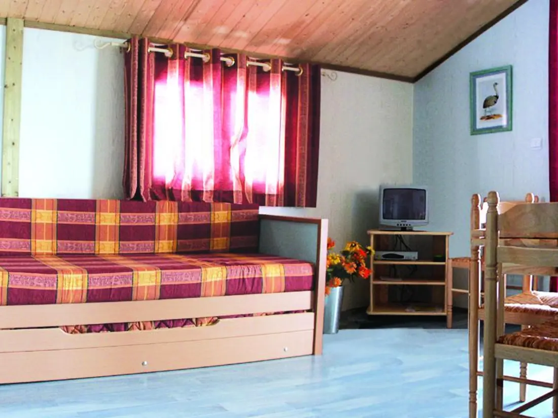 Maison de Vacances Échassières 3