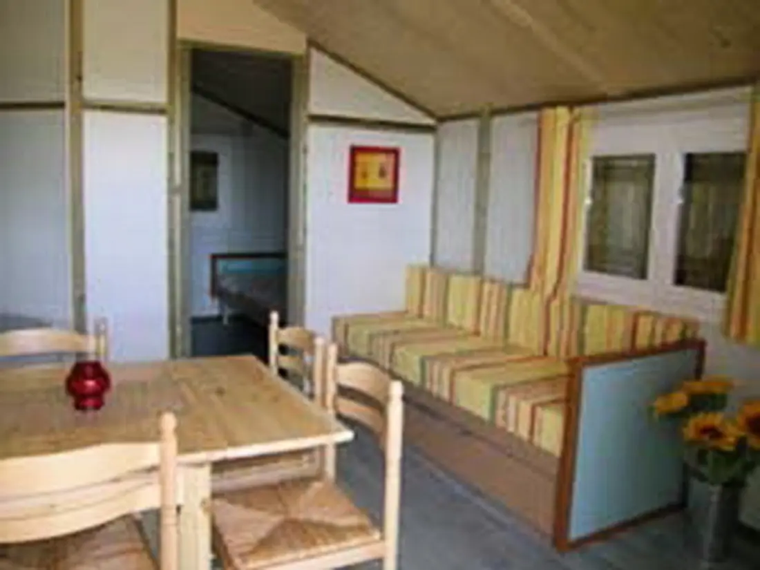 Maison de Vacances Échassières 3