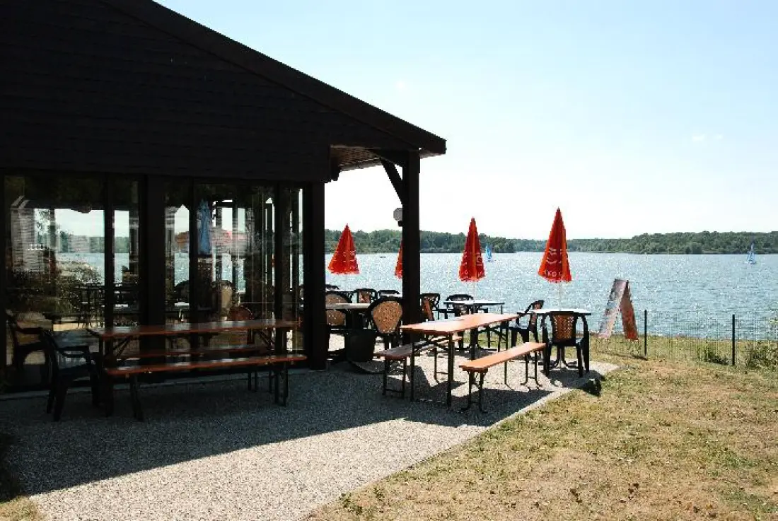 Camping La Presqu'île de Champaubert4 étoiles★★★★