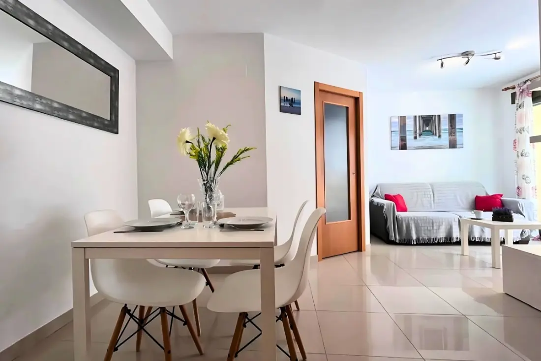 Appartement Lumineux à 50m De La Plage Avec Piscine Et Parking