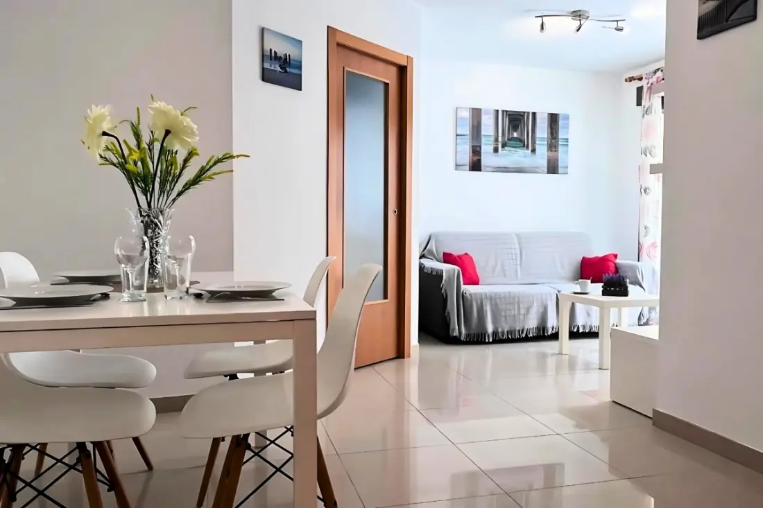 Appartement Lumineux à 50m De La Plage Avec Piscine Et Parking