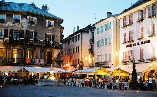 Hôtel de la Mairie***
