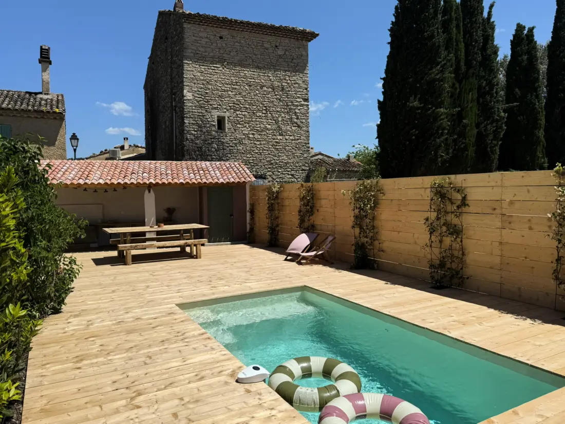 Maison à Entrechaux