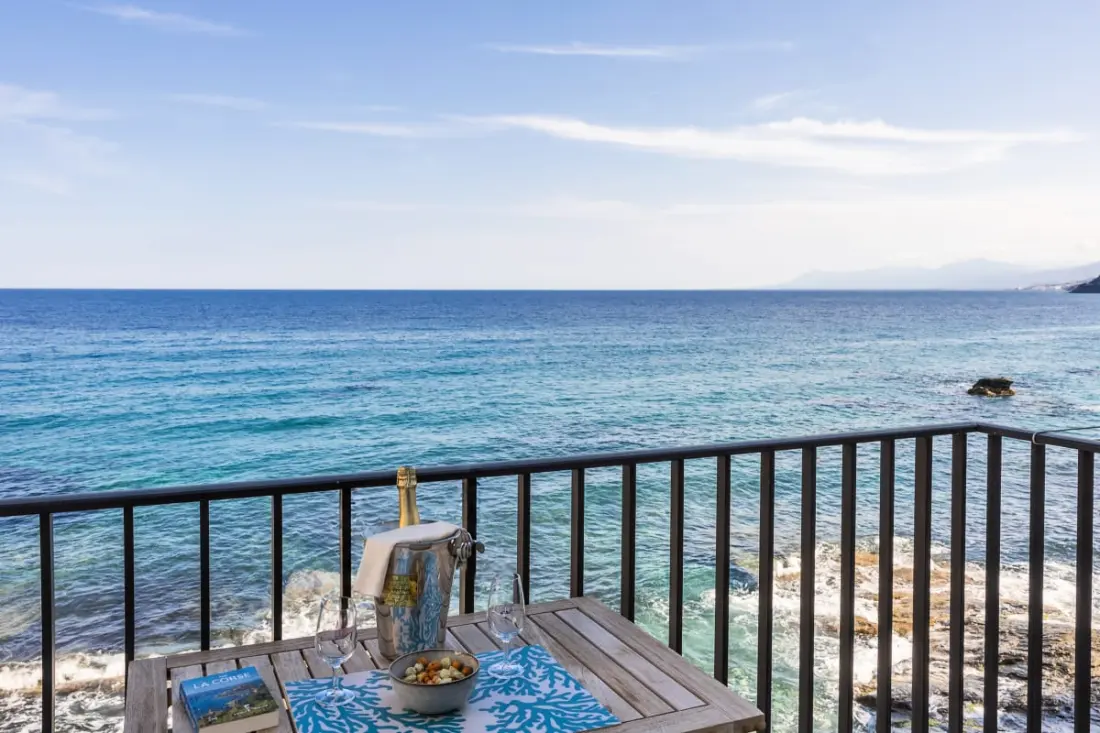 A Casa In Cala – Petit Cocon Vue Mer à Erbalunga