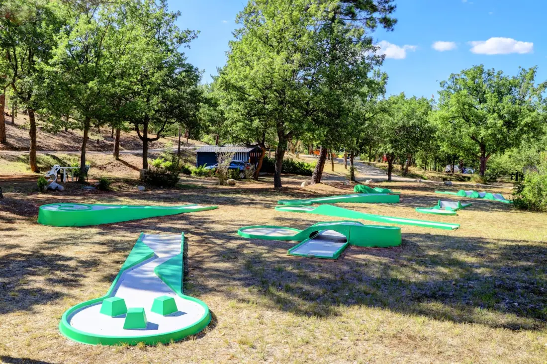 Ushuaïa Villages - Camping Le Lavandin 3 étoiles★★★