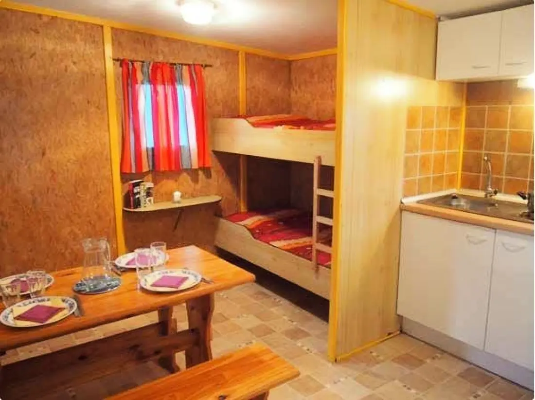 Ushuaïa Villages - Camping Le Lavandin 3 étoiles★★★