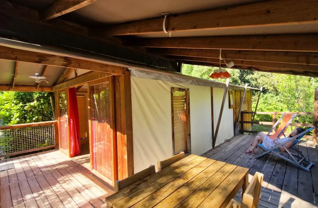 Flower Camping La Beaume 4 étoiles★★★★