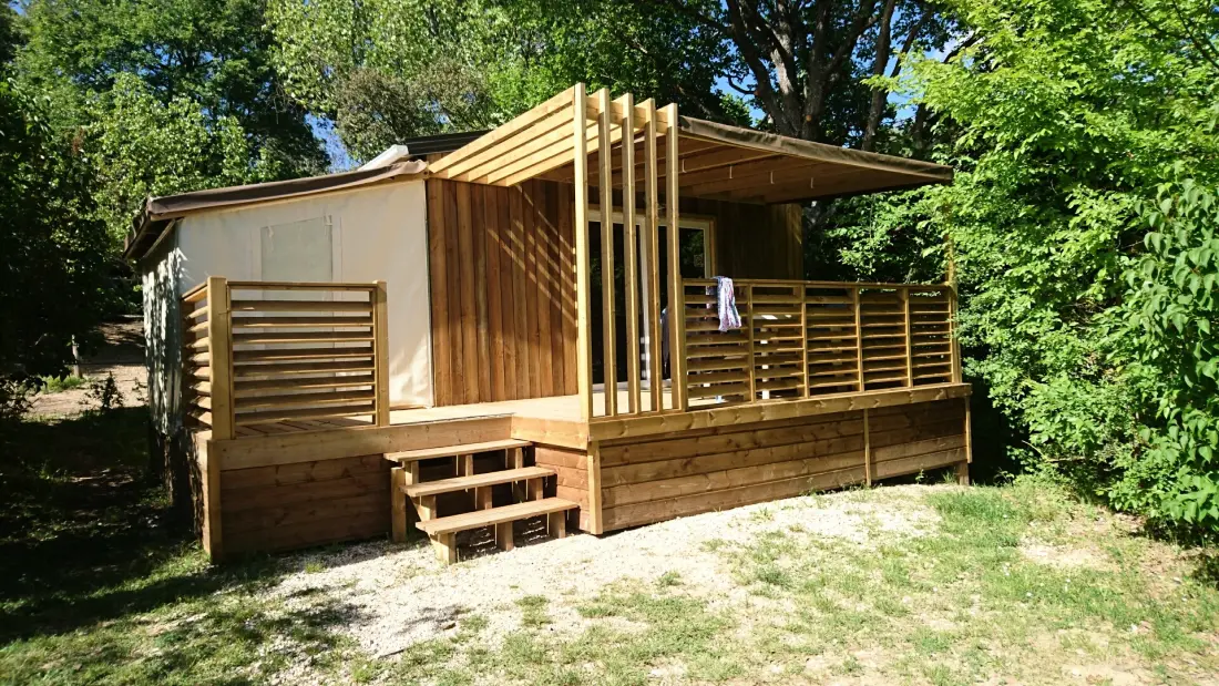 Flower Camping La Beaume 4 étoiles★★★★