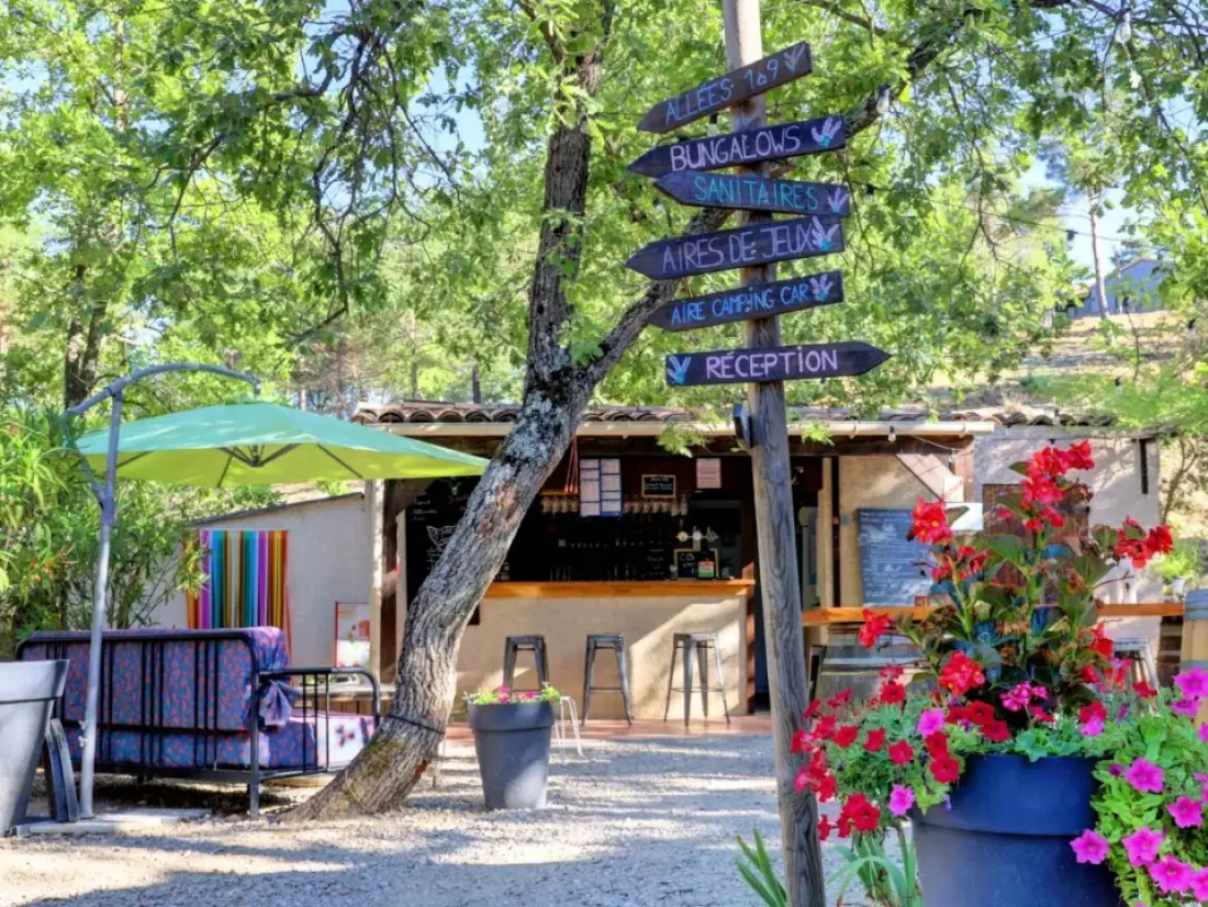 Ushuaïa Villages - Camping Le Lavandin 3 étoiles★★★