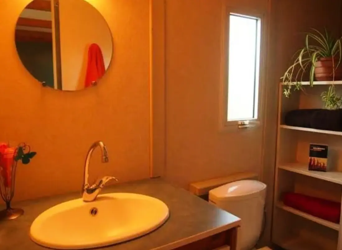 Ushuaïa Villages - Camping Le Lavandin 3 étoiles★★★