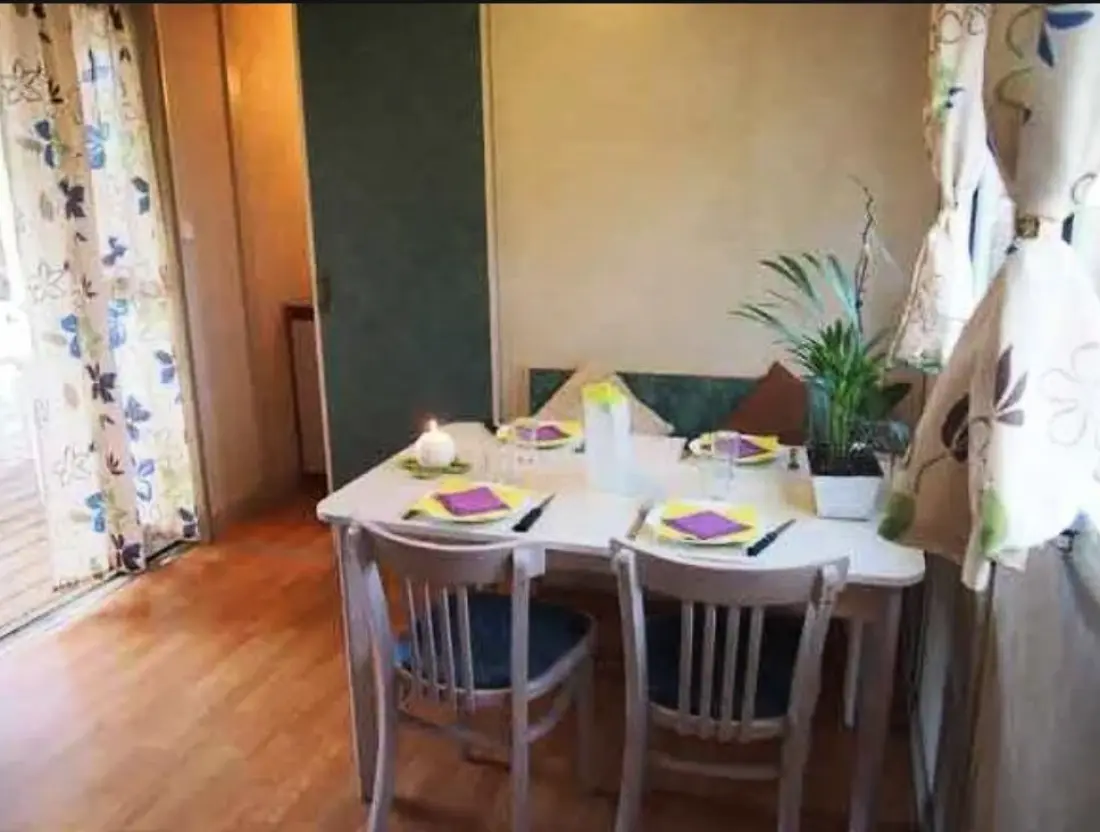 Ushuaïa Villages - Camping Le Lavandin 3 étoiles★★★