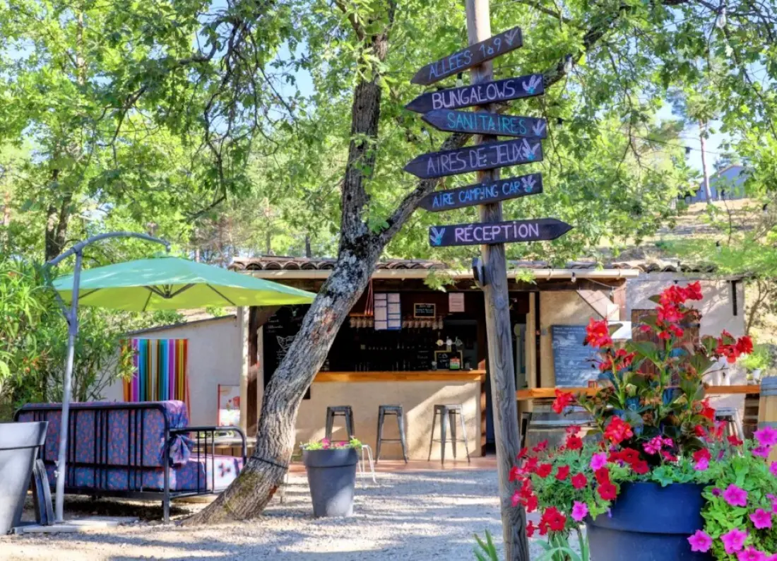 Ushuaïa Villages - Camping Le Lavandin 3 étoiles★★★
